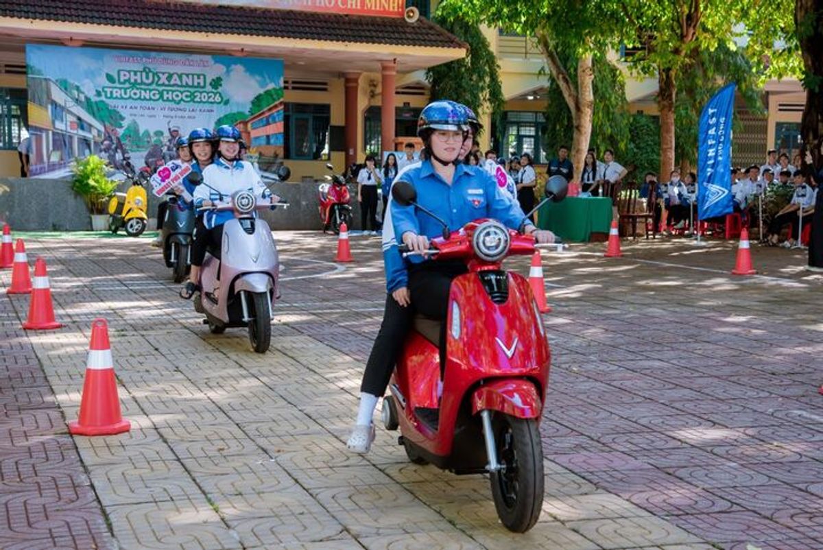 VinFast Luncurkan Motor Listrik Evo Lite Tanpa Surat Izin Mengemudi
