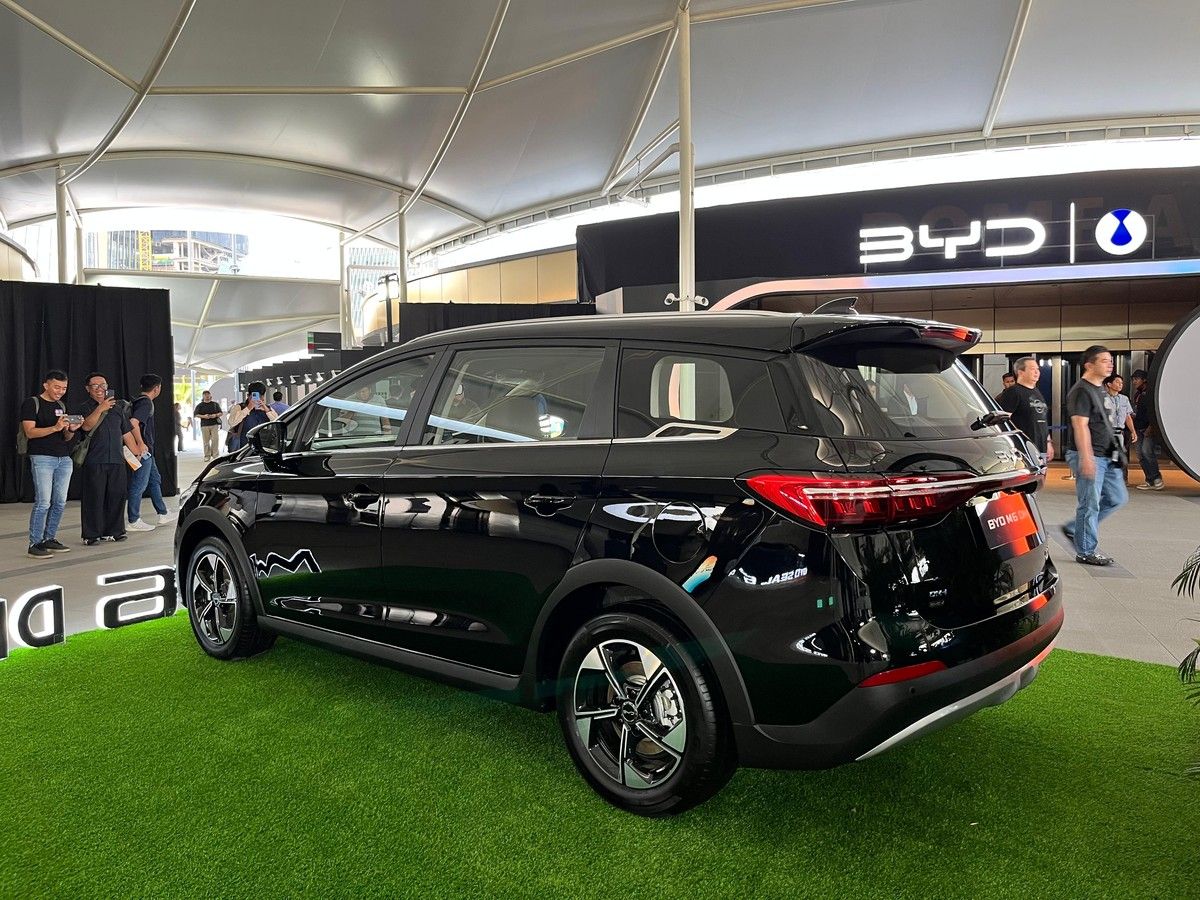 BYD Daftarkan M6 DM di Indonesia dengan Nilai Jual Rp 100 Jutaan