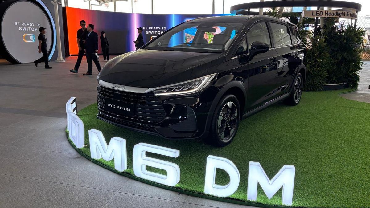 BYD Indonesia Luncurkan MPV Plug-in Hybrid M6 DM