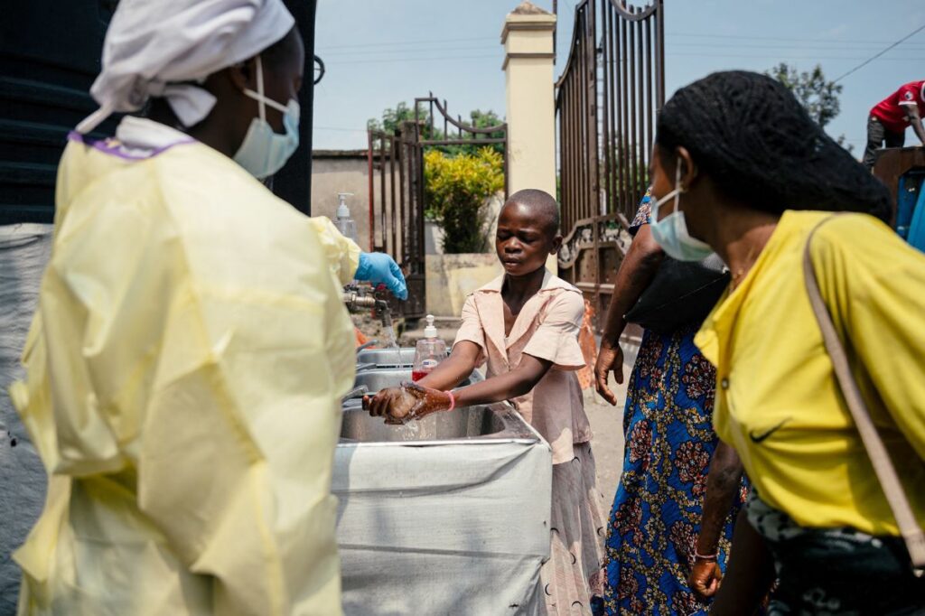 WHO Peringatkan Lonjakan Wabah Ebola di Kongo dan Uganda