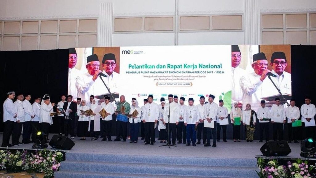 Ma’ruf Amin Kukuhkan Pengurus Baru Masyarakat Ekonomi Syariah