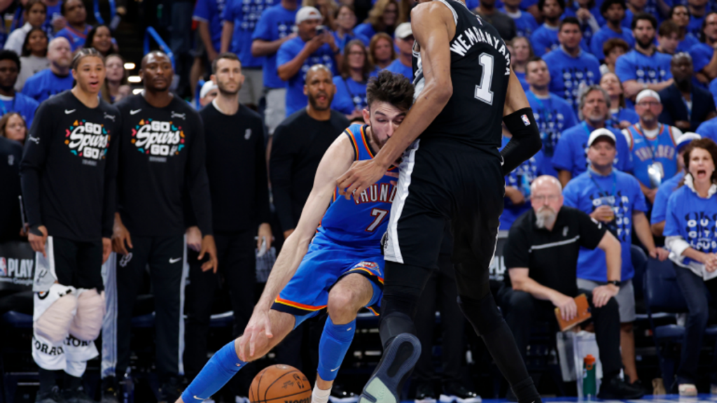 Aksi Luke Kornet Bawa San Antonio Spurs ke Final NBA 2026