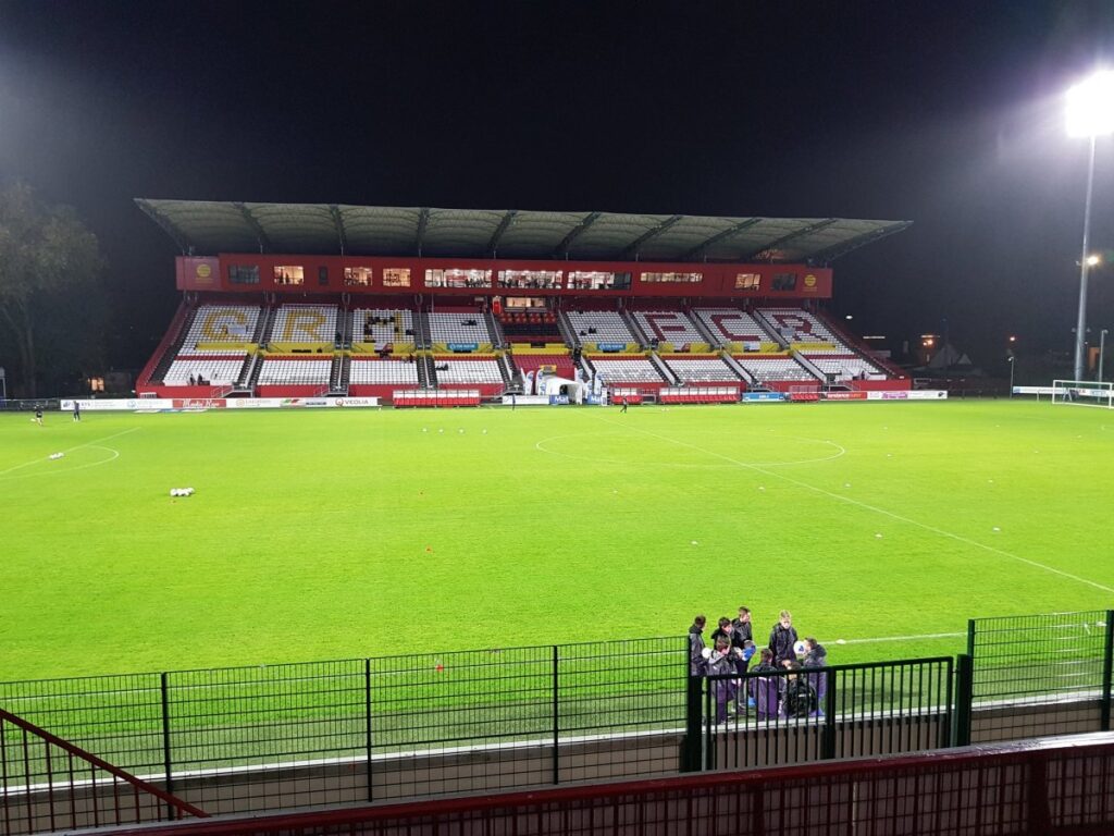 Stade Lavallois Siapkan Taktik Bertahan Hadapi Gempuran FC Rouen
