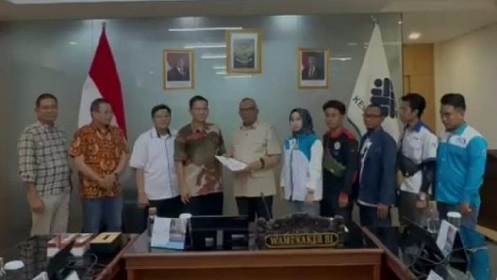 Indomaret Sepakat Bayar Upah Lembur Karyawan pada Libur Nasional