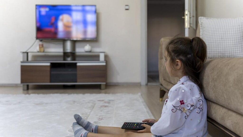 Batasi Waktu Layar Anak demi Mencegah Penurunan Kemampuan Kognitif