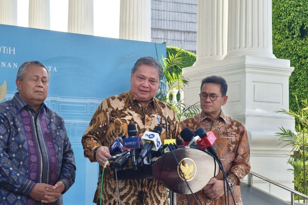 Pemerintah Perpanjang Kebijakan WFH ASN untuk Hemat Anggaran Negara