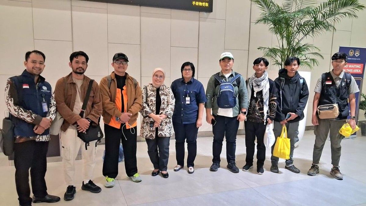 Kemlu Pulangkan Enam Relawan Indonesia dari Misi Gaza