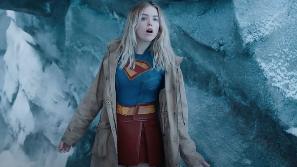 Peter Safran Bela Milly Alcock Usai Berselisih dengan Penggemar Supergirl
