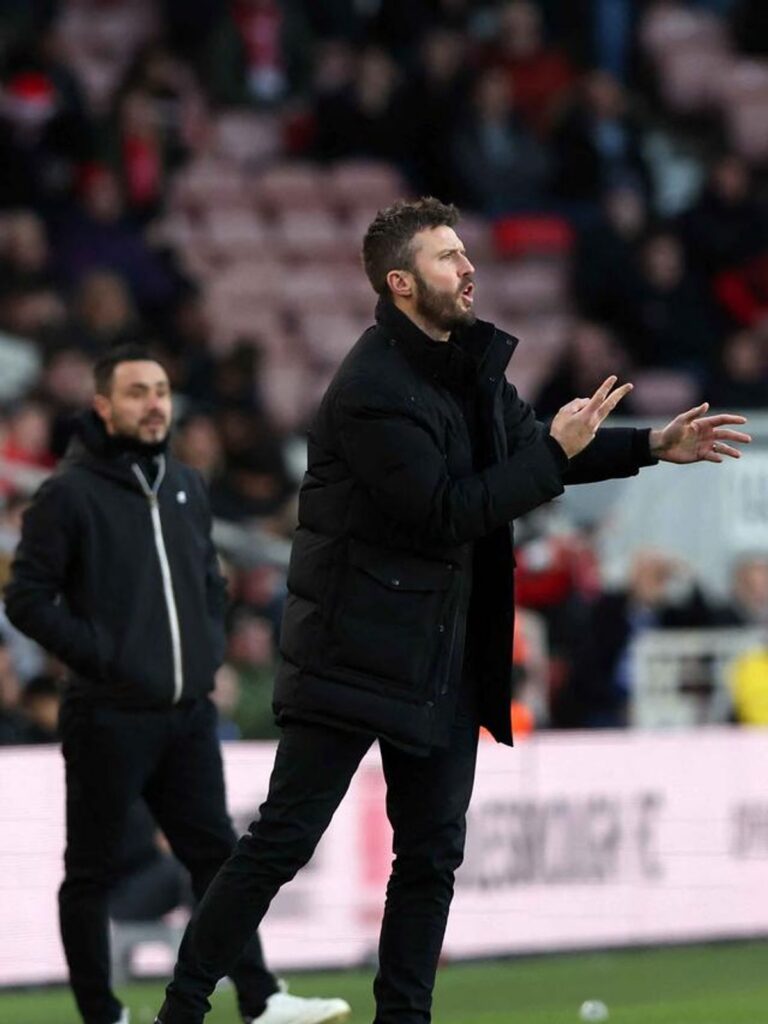 Gary Neville Beri Peringatan Kritis untuk Michael Carrick di Manchester United