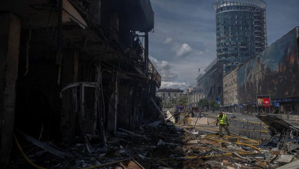 Serangan Rudal Rusia di Ukraina Timur Tewaskan Empat Warga