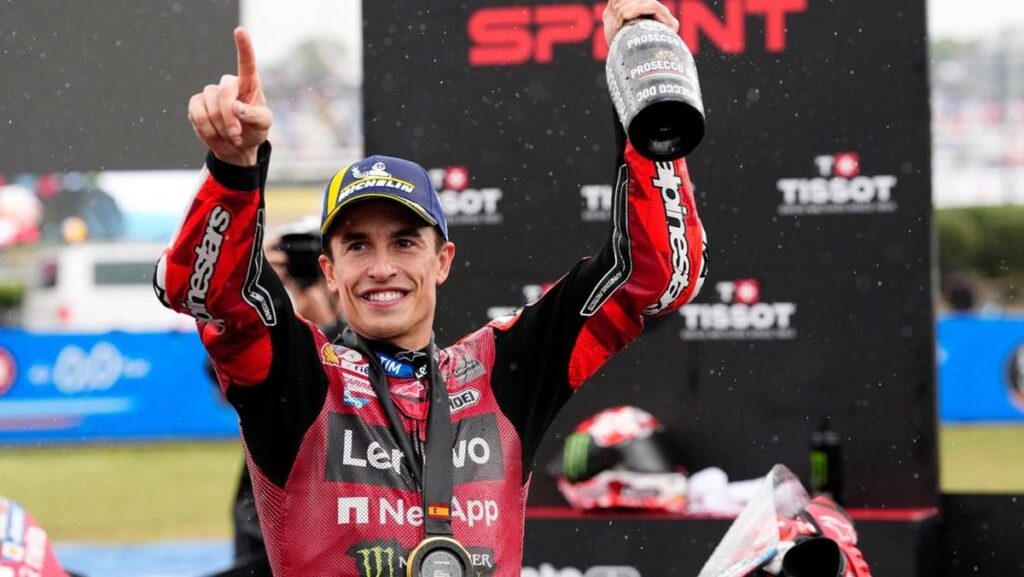 Pedro Acosta Heran Marc Marquez Tetap Mengambil Risiko Besar di MotoGP