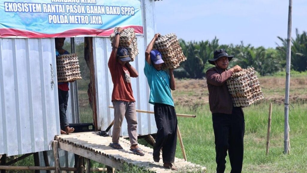 Polda Metro Jaya Pasok 3.000 Telur ke Satuan Pelayanan Gizi Bekasi