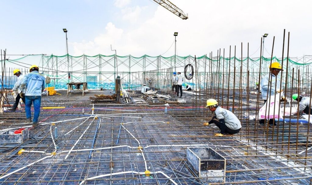 Ho Chi Minh City Cari Alternatif Pasokan Pasir Alami