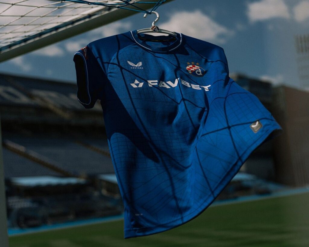 Dinamo Zagreb Rayakan Gelar Ganda dan Luncurkan Jersi Baru