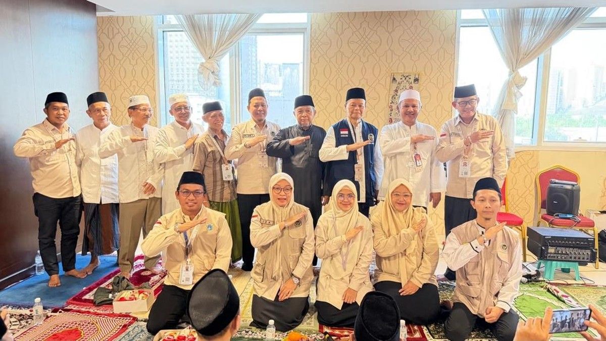 Hidayat Nur Wahid Awasi Pelaksanaan Haji dan Serap Aspirasi di Makkah