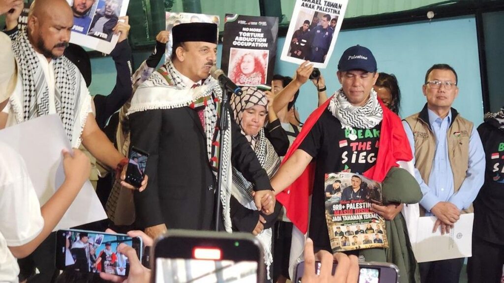 Sembilan WNI Relawan Global Sumud Flotilla Tiba di Indonesia