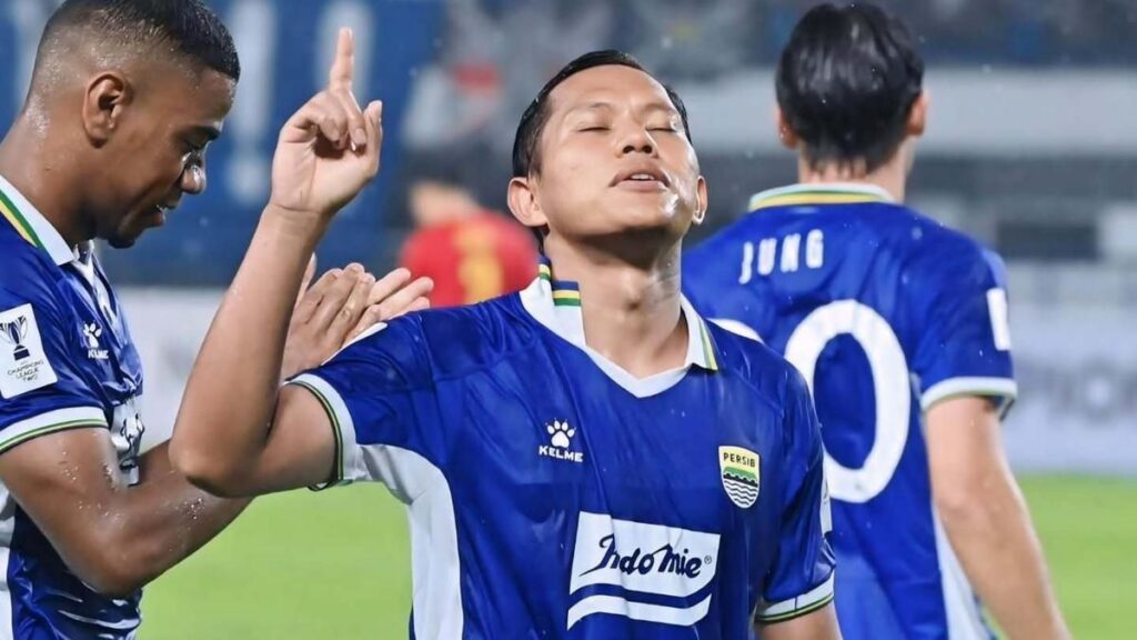 Persib Bandung Memburu Poin Penentu Juara Melawan Persijap Jepara