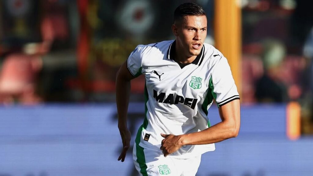 Jay Idzes Absen Bela Timnas Indonesia Akibat Cedera Tumit