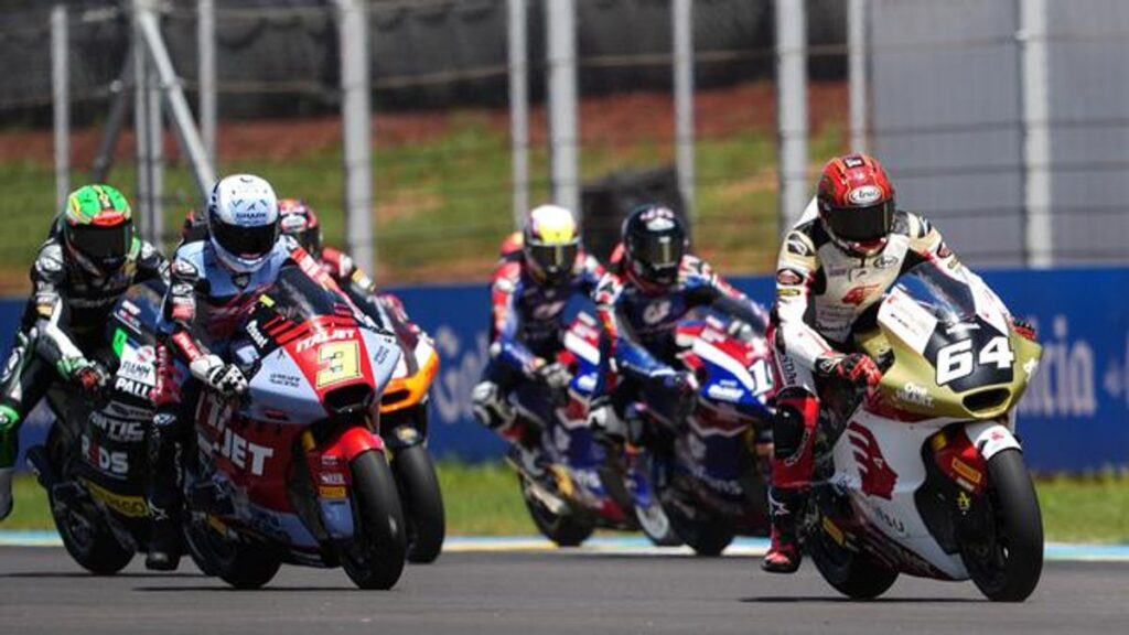 Alami Cedera Bahu, Mario Aji Absen di Moto2 Catalunya 2026