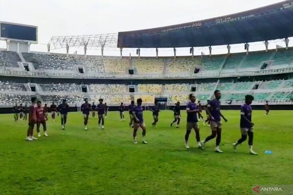 Persik Kediri Incar Kemenangan atas Persebaya Surabaya demi Suporter