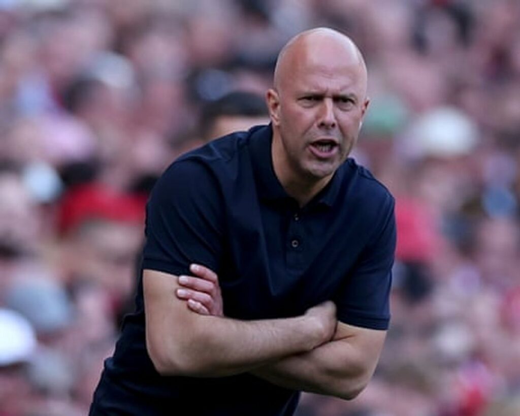 Liverpool Pecat Pelatih Kepala Arne Slot Pascagagal Pertahankan Gelar