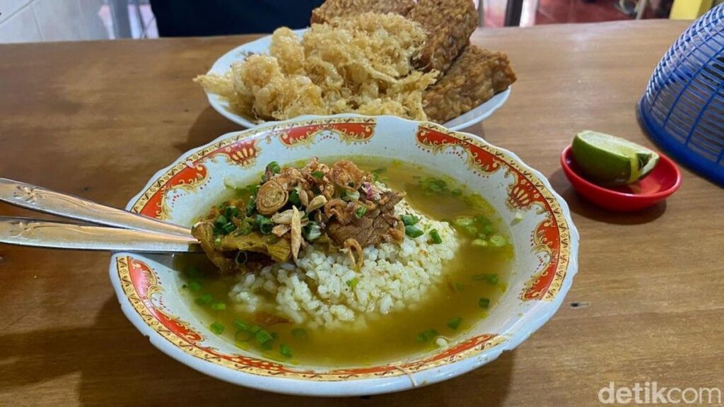 Soto Basket Malang Pertahankan Resep Tradisional Sejak 1951