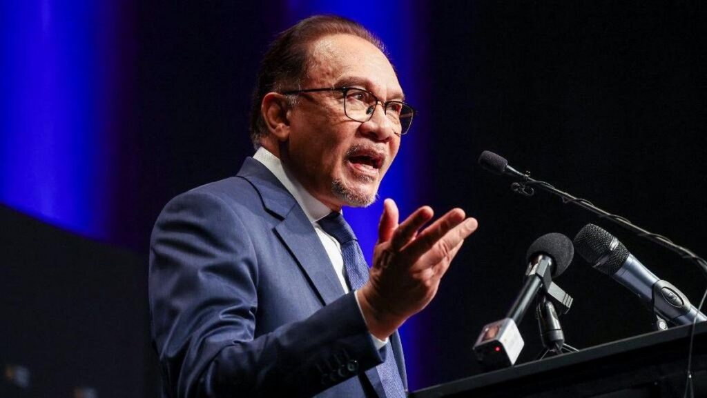 Anwar Ibrahim Bahas Perdamaian Global dengan Presiden Iran via Telepon