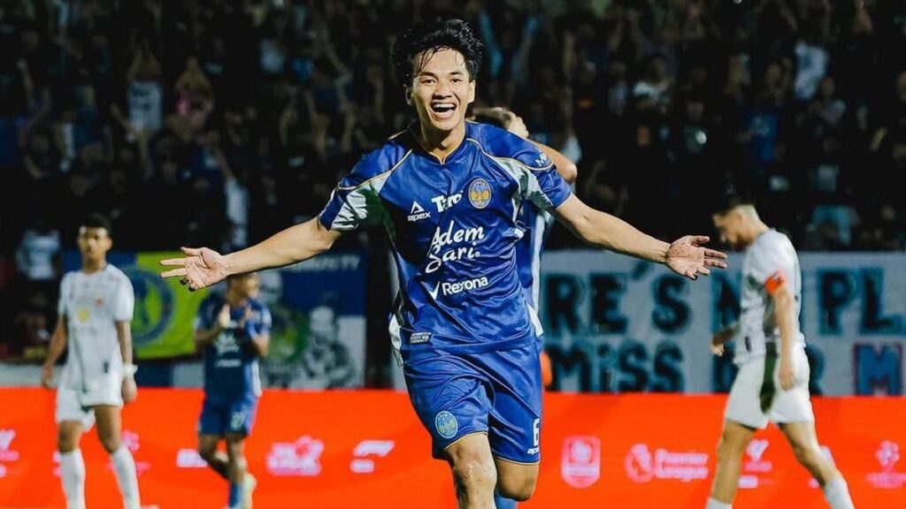 Muhammad Iqbal Raih Penghargaan Gol Terbaik BRI Super League