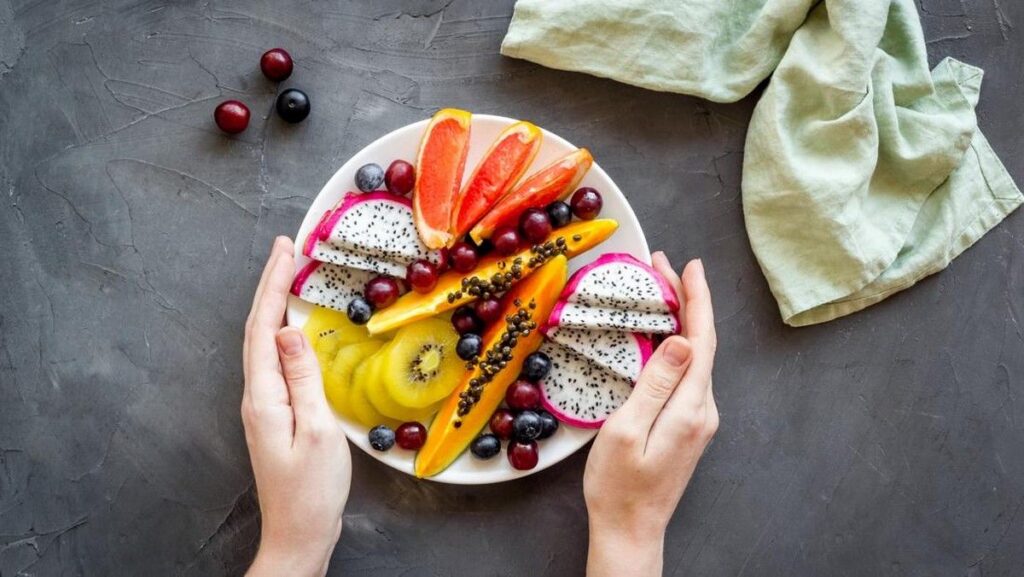 8 Buah Rendah Gula yang Aman untuk Pengidap Diabetes