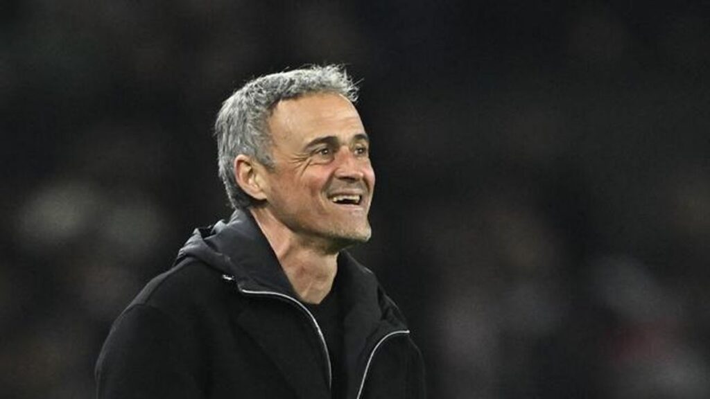 Luis Enrique Berpeluang Cetak Sejarah Baru Bersama Paris Saint-Germain