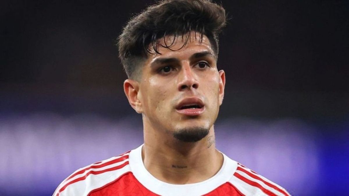 Barcelona Incar Piero Hincapie dari Arsenal untuk Perkuat Pertahanan