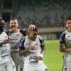 Persija Jakarta Jamu Semen Padang FC di Stadion JIS