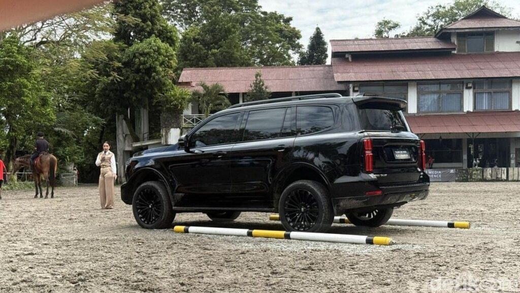 GWM Perkenalkan Tank 500 Diesel Black Warrior Edition Berdesain Agresif
