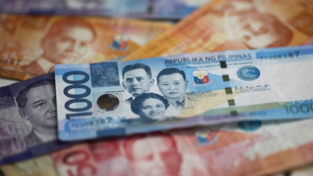 Harga Minyak Dunia Melonjak Bebani Pasar Keuangan Negara Berkembang