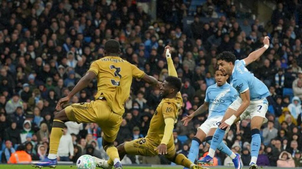 Manchester City Tempel Arsenal Usai Tekuk Crystal Palace