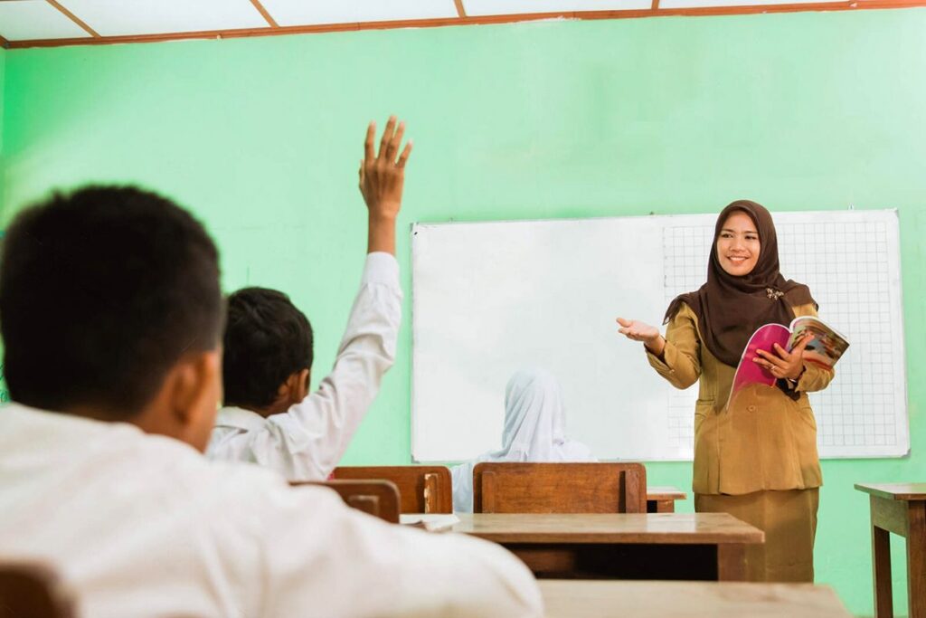 Lampung Cerdas Buka Kelas Hypnoteaching Mastery untuk Pengajar