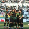 Persebaya Surabaya Bersiap Jamu Persik Kediri dalam Derby Jawa Timur