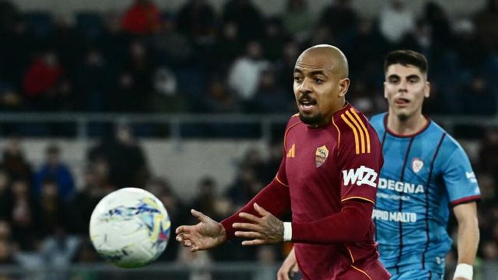 AS Roma Segel Tiket Liga Europa dan Permanenkan Donyell Malen