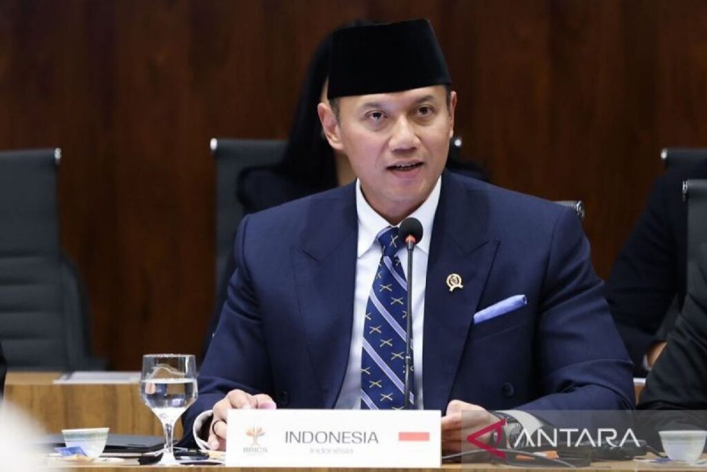 Pemerintah Matangkan Rencana Proyek Tanggul Laut Raksasa di Pantura
