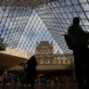Prancis Tunjuk Arsitek Internasional Renovasi Besar Museum Louvre Paris