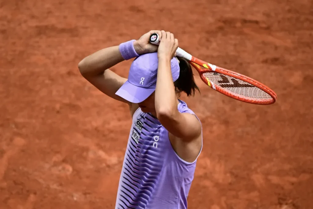 Marta Kostiuk Singkirkan Iga Świątek dari Roland Garros 2026