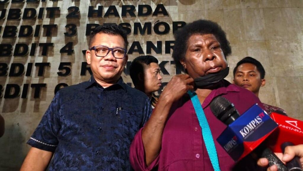 Yasinta Moiwend Konsultasi Hukum ke Polda Metro Jaya Terkait Film Pesta Babi