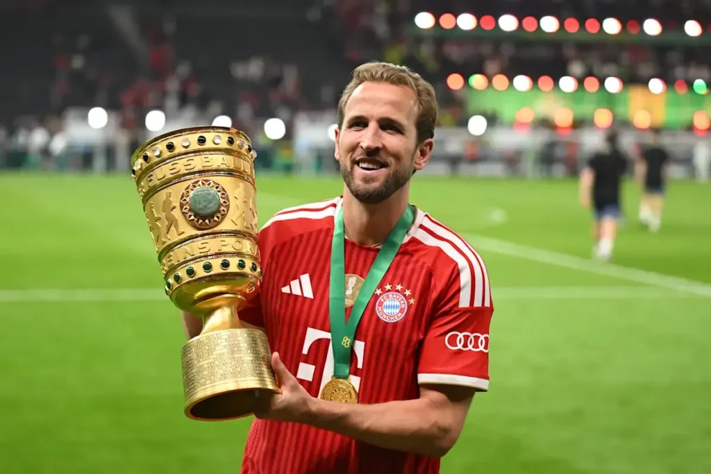 Bayern Munich Pertahankan Harry Kane dan Sindir Finansial Barcelona
