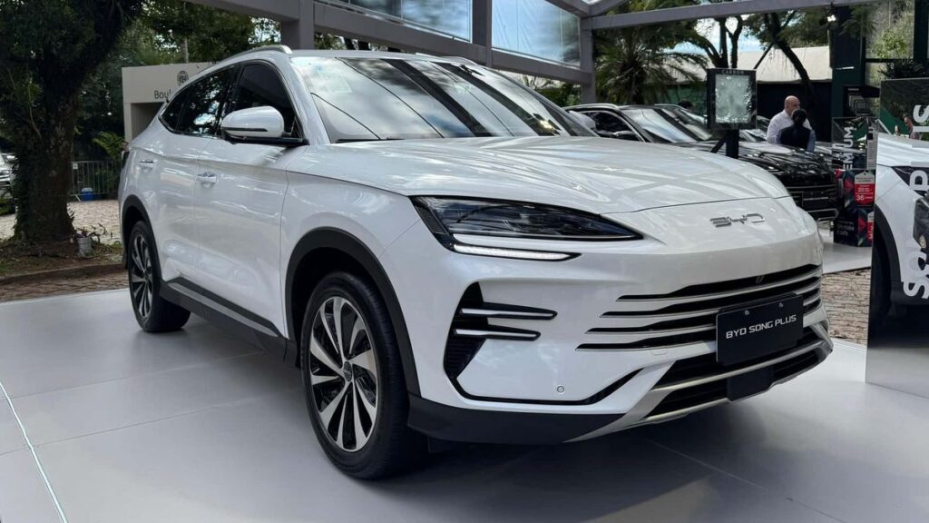 BYD Song Ultra DM-i Meluncur 28 Mei 2026 Bawa Teknologi Hybrid Terbaru
