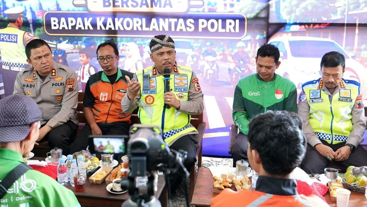 Kakorlantas Polri Temui Pengemudi Ojek Online dan Difabel di Jepara