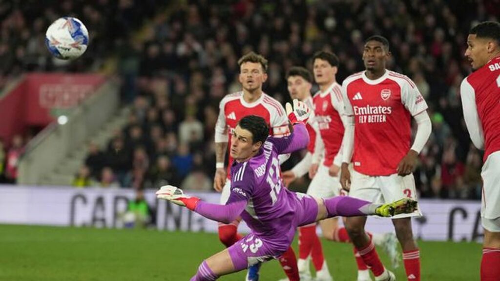Arsenal Juara Premier League, Kepa Arrizabalaga Tunggu Kepastian Medali