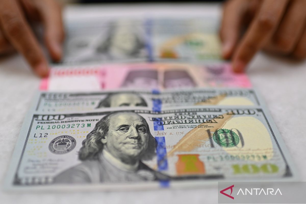 Rupiah Berpeluang Menguat Setelah Donald Trump Menunda Serangan ke Iran