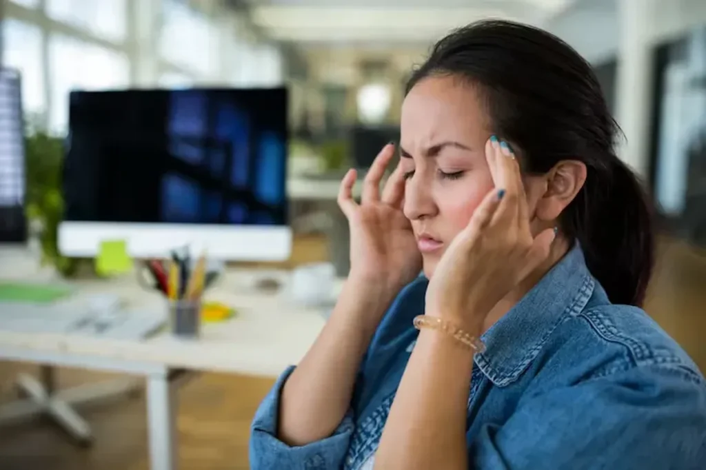 9 Ciri-Ciri Burnout yang Perlu Diwaspadai dan Cara Mengatasinya