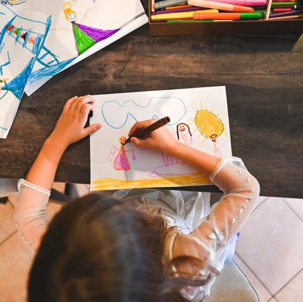 10 Contoh Gambar Kartun yang Mudah dan Lucu untuk Mewarnai Anak