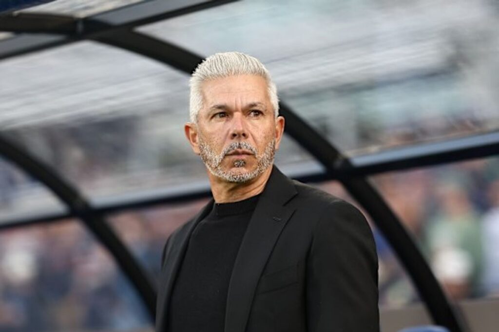 Auckland FC Hadapi Sydney FC di Final Grand Final A-League Men